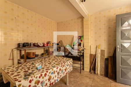 Casa à venda com 300m², 3 quartos e sem vaga