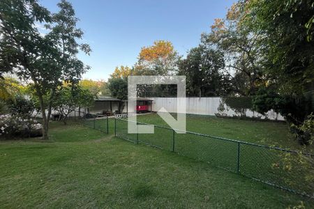 Casa à venda com 769m², 5 quartos e 4 vagasQuintal