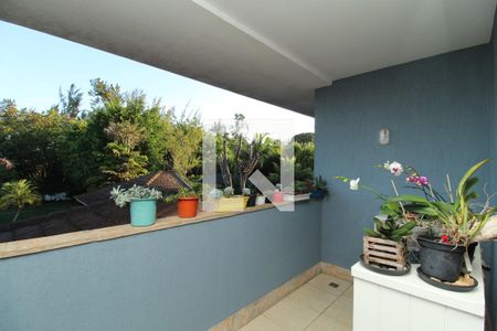Casa à venda com 769m², 5 quartos e 4 vagasVaranda - Suíte 4