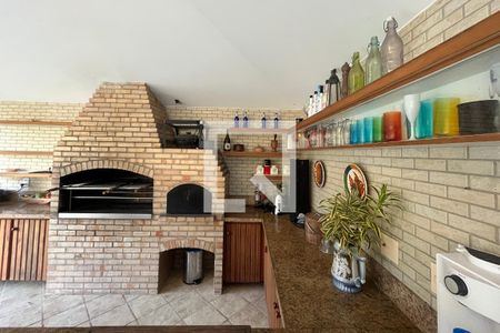 Casa à venda com 769m², 5 quartos e 4 vagasEspaço Gourmet