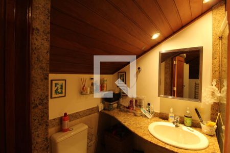 Casa à venda com 769m², 5 quartos e 4 vagasBanheiro - Sotão 