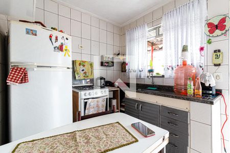 Casa à venda com 500m², 4 quartos e 4 vagas Casa à venda com 500m², 4 quartos e 4 vagasCozinha 2