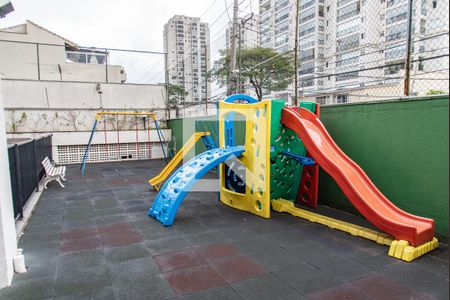 Apartamento à venda com 65m², 2 quartos e 1 vaga Apartamento à venda com 65m², 2 quartos e 1 vagaPlayground