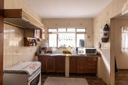 Casa à venda com 225m², 4 quartos e 3 vagas Casa à venda com 225m², 4 quartos e 3 vagasCozinha