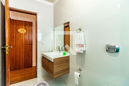 Casa à venda com 211m², 3 quartos e 2 vagas Casa à venda com 211m², 3 quartos e 2 vagasSuite 02 - Banheiro