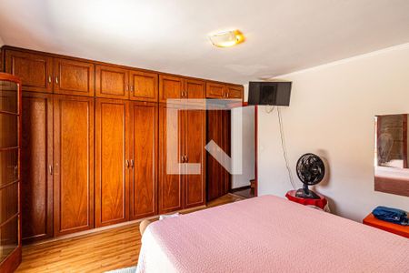 Casa à venda com 211m², 3 quartos e 2 vagas Casa à venda com 211m², 3 quartos e 2 vagasSuite 01