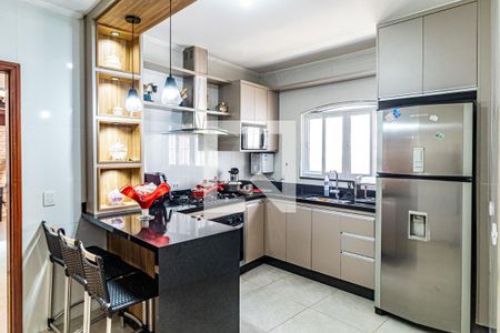 Casa à venda com 211m², 3 quartos e 2 vagas Casa à venda com 211m², 3 quartos e 2 vagasCozinha