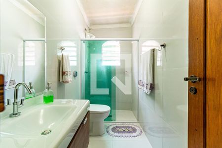 Casa à venda com 211m², 3 quartos e 2 vagas Casa à venda com 211m², 3 quartos e 2 vagasSuite 02 - Banheiro