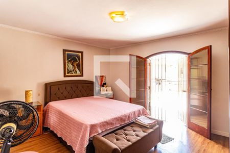 Casa à venda com 211m², 3 quartos e 2 vagas Casa à venda com 211m², 3 quartos e 2 vagasSuite 01