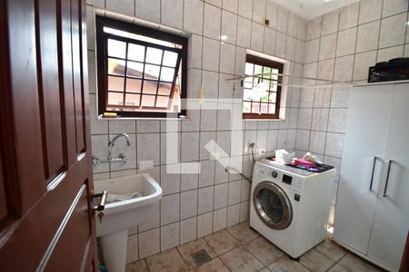 Casa à venda com 340m², 4 quartos e 2 vagasÁrea de Serviço