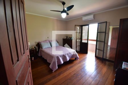 Casa à venda com 340m², 4 quartos e 2 vagasQuarto 4 - Suíte