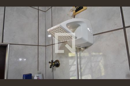 Casa à venda com 340m², 4 quartos e 2 vagasBanheiro 1