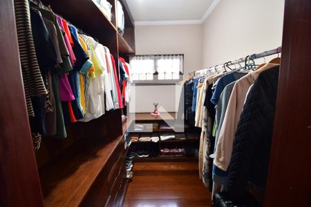 Casa à venda com 340m², 4 quartos e 2 vagasQuarto 4 - Suíte Closet