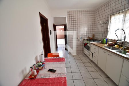 Casa à venda com 340m², 4 quartos e 2 vagasCozinha