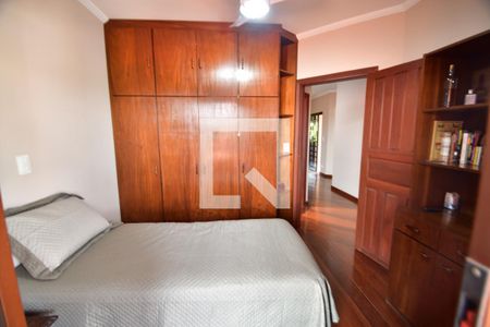 Casa à venda com 340m², 4 quartos e 2 vagasQuarto 2