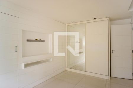 Apartamento para alugar com 120m², 2 quartos e 2 vagasSuíte