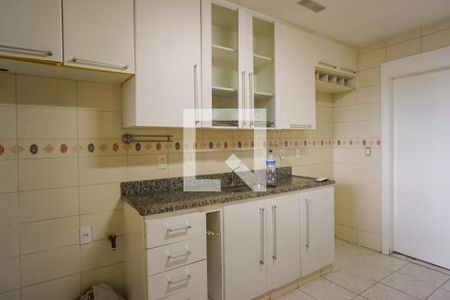 Apartamento para alugar com 120m², 2 quartos e 2 vagasCozinha