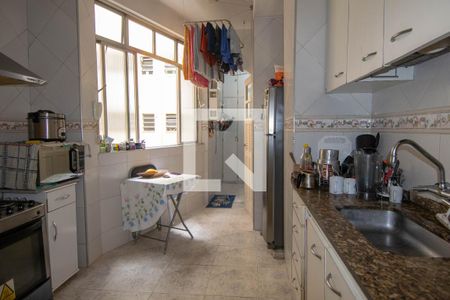 Apartamento à venda com 90m², 3 quartos e sem vagaCozinha