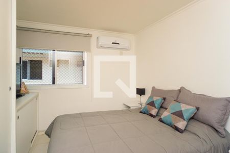 Casa de condomínio à venda com 320m², 6 quartos e 3 vagas Casa de condomínio à venda com 320m², 6 quartos e 3 vagasSuíte 2