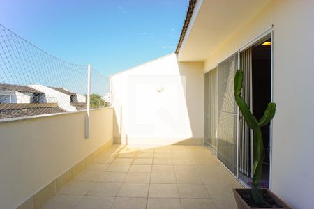Casa de condomínio à venda com 320m², 6 quartos e 3 vagas Casa de condomínio à venda com 320m², 6 quartos e 3 vagasVaranda da Área Gourmet