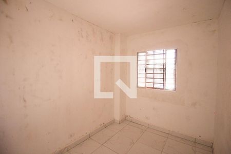 Quarto 1 de casa para alugar com 2 quartos, 52m² em Vila Carmosina, São Paulo