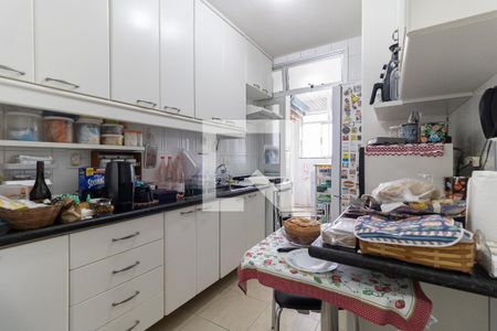 Apartamento à venda com 73m², 3 quartos e 2 vagas Apartamento à venda com 73m², 3 quartos e 2 vagasCozinha