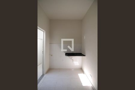Cozinha de apartamento para alugar com 1 quarto, 32m² em Pilares, Rio de Janeiro