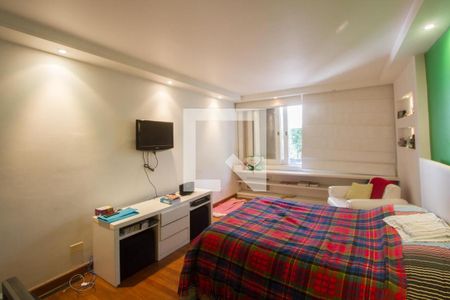 Casa à venda com 850m², 4 quartos e 3 vagasSuíte 2