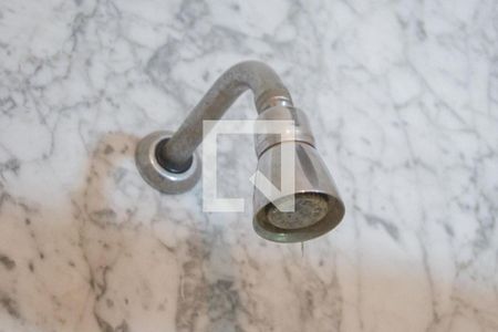 Casa à venda com 850m², 4 quartos e 3 vagasChuveiro