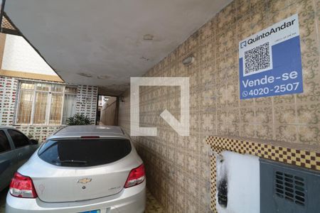 Casa à venda com 243m², 3 quartos e 2 vagasFachada - instalação de plaqunha