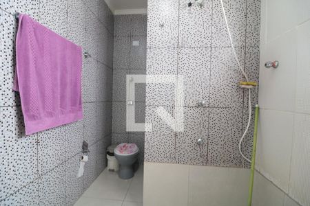 Casa à venda com 243m², 3 quartos e 2 vagasBanheiro Social