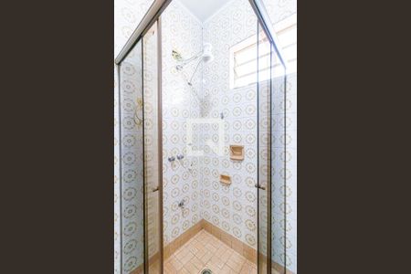 Casa à venda com 250m², 2 quartos e 10 vagasBanheiro da Suíte