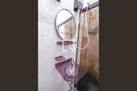 Casa à venda com 432m², 4 quartos e 8 vagasBanheiro da Suíte 2