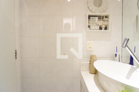 Apartamento à venda com 320m², 4 quartos e 2 vagas Apartamento à venda com 320m², 4 quartos e 2 vagasBanheiro da Suíte 1