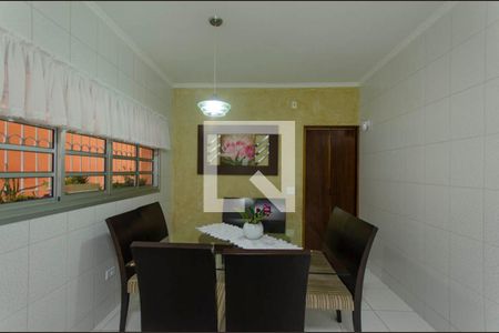 Casa à venda com 223m², 3 quartos e 4 vagas Casa à venda com 223m², 3 quartos e 4 vagasCozinha