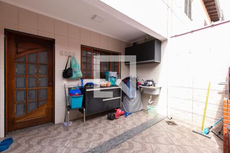 Casa à venda com 172m², 3 quartos e 2 vagas Casa à venda com 172m², 3 quartos e 2 vagasÁrea Externa