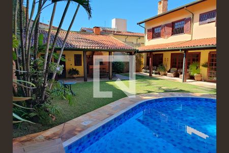 Casa à venda com 541m², 4 quartos e 6 vagasÁrea comum - Piscina
