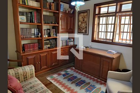 Casa à venda com 541m², 4 quartos e 6 vagasSala de Estar