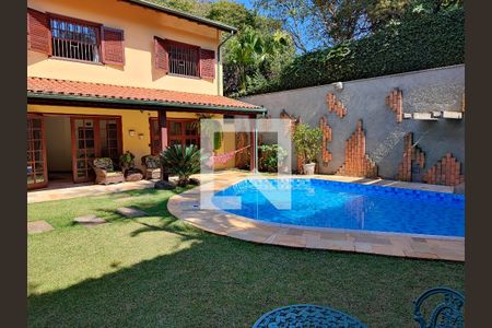 Casa à venda com 541m², 4 quartos e 6 vagasÁrea comum - Piscina