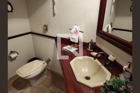 Casa à venda com 541m², 4 quartos e 6 vagasLavabo