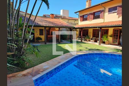 Casa à venda com 541m², 4 quartos e 6 vagasÁrea comum - Piscina