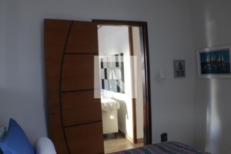 Casa à venda com 300m², 3 quartos e 2 vagasQuarto 2 - Suíte