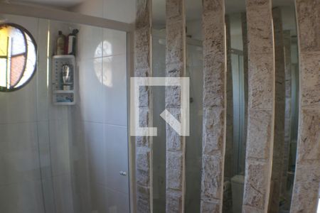 Casa à venda com 300m², 3 quartos e 2 vagasBanheiro 2