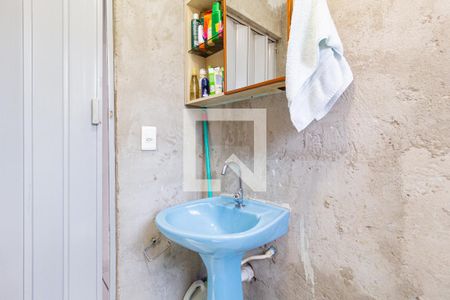 Casa à venda com 110m², 3 quartos e 1 vagaBanheiro 2