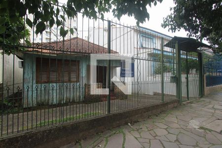 Casa à venda com 110m², 2 quartos e 2 vagasFachada