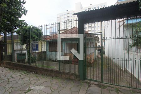 Casa à venda com 110m², 2 quartos e 2 vagasFachada