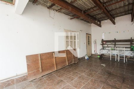 Casa à venda com 110m², 2 quartos e 2 vagasPatio