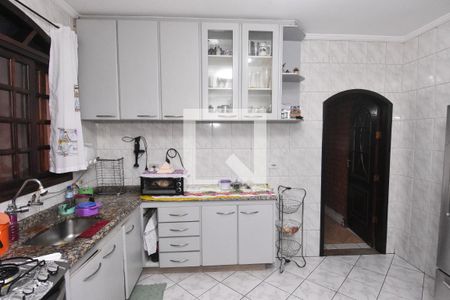 Casa à venda com 225m², 5 quartos e 2 vagas Casa à venda com 225m², 5 quartos e 2 vagasCozinha