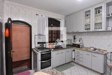 Casa à venda com 225m², 5 quartos e 2 vagas Casa à venda com 225m², 5 quartos e 2 vagasCozinha