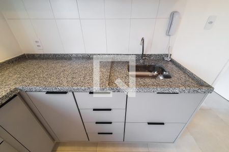 Sala / Cozinha de apartamento para alugar com 2 quartos, 34m² em Sé, São Paulo